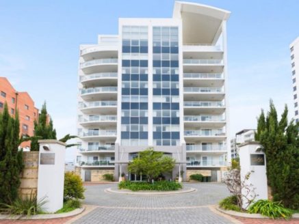 The Stamford <br> Apartments <br> East Perth